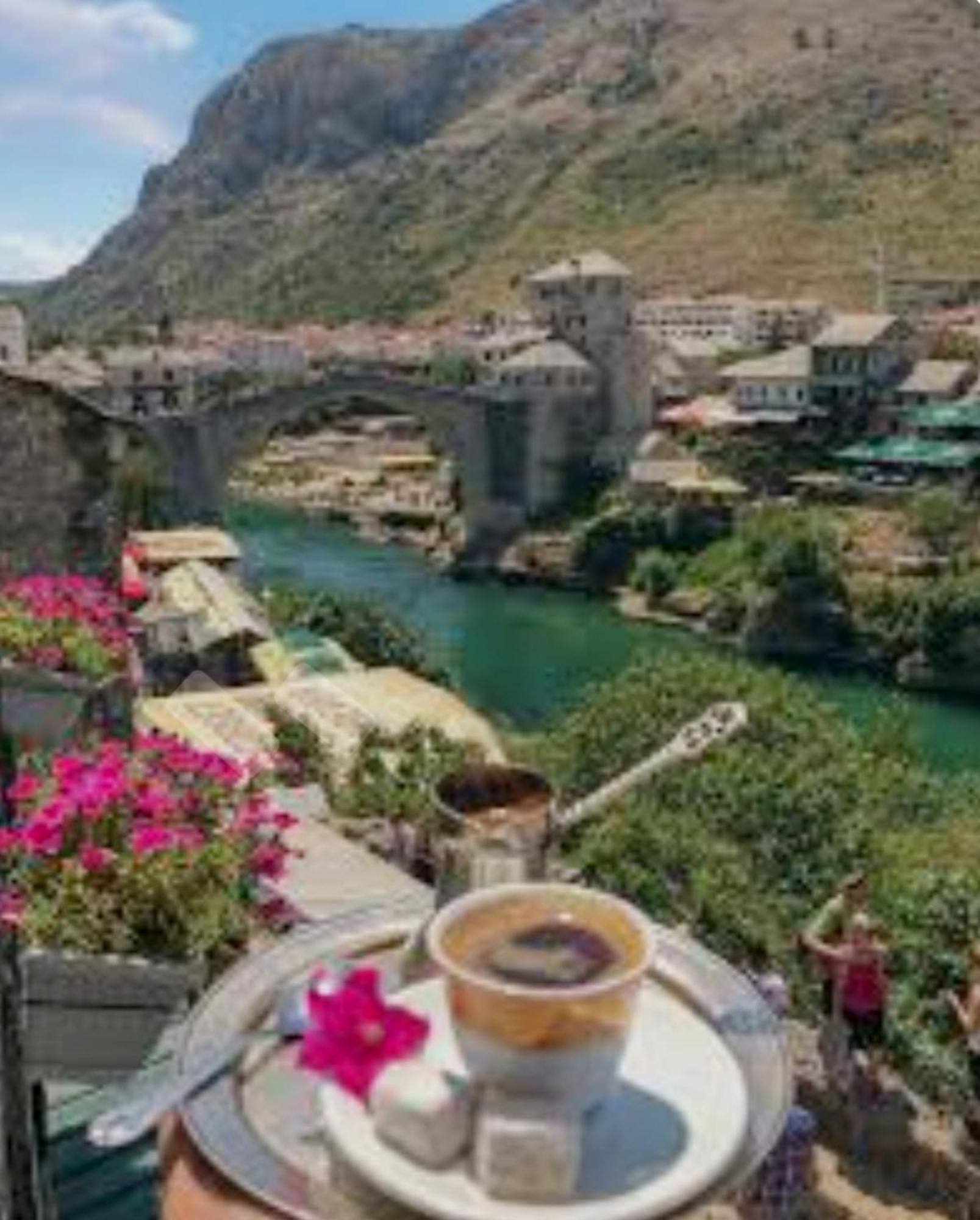 Zara Apartment With Terrace Near Old Town Mostar Buitenkant foto